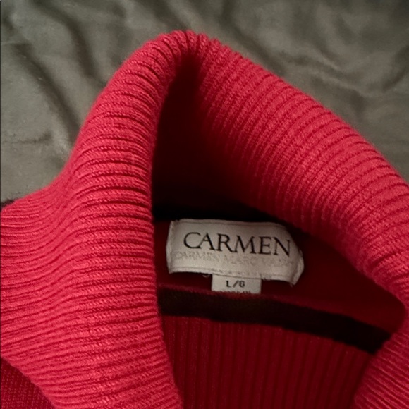 Carmen Marc Valvo Red and Black Turtleneck Sweater - Picture 2 of 2